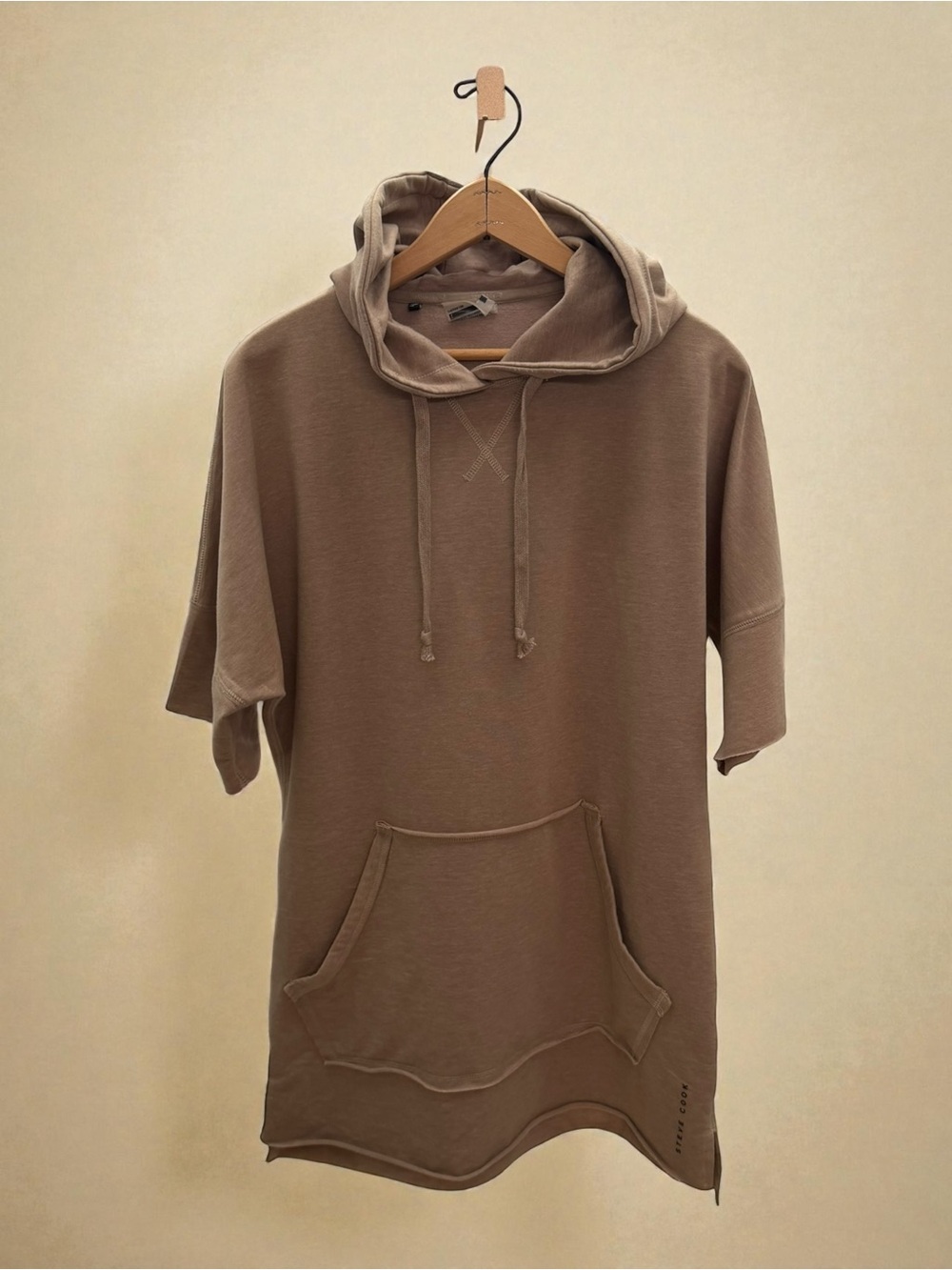 Gymshark Short Sleeve Hoodie in Taupe Beige